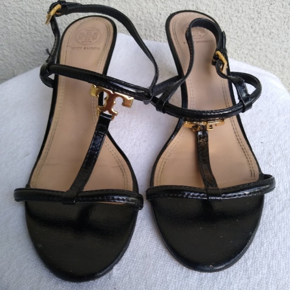 Tory Burch Logo Saffiano T-Strap Heels, Size 9 - Picture 4 of 9